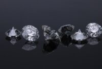 Moissanite vs diamond