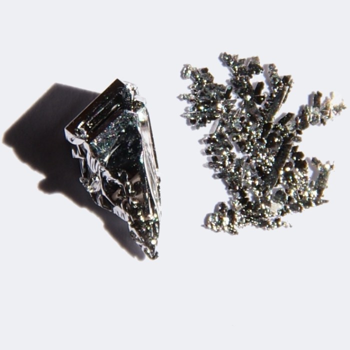 Platinum diamond setting